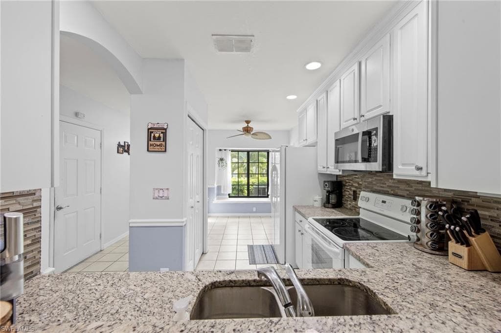 7715 Woodbrook Cir #3402, Naples, photo 3