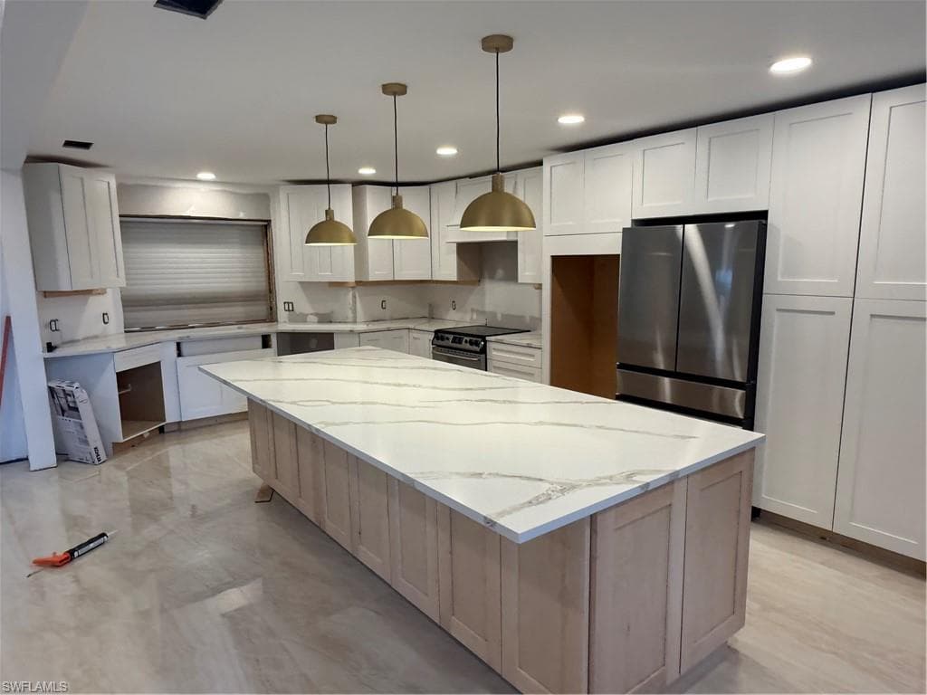 1507 58th Ln, Cape Coral, photo 2