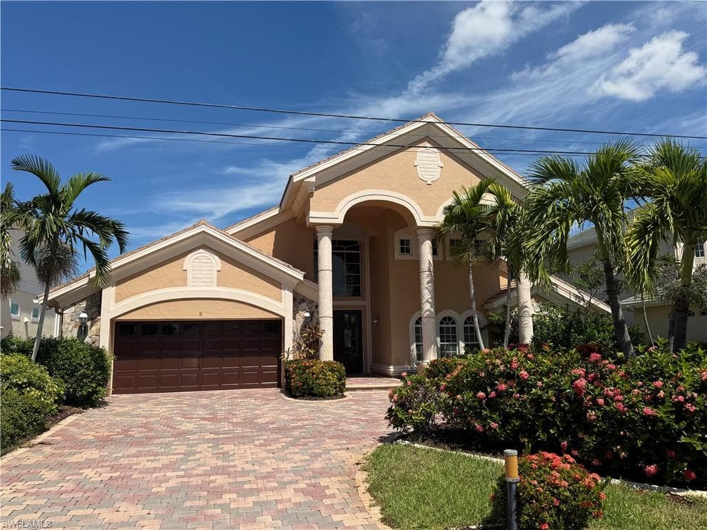 1507 58th Ln, Cape Coral