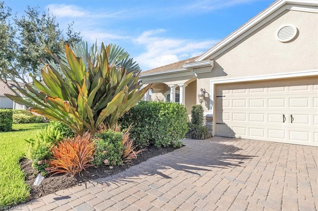 13491 Palmetto Grove Dr, Fort Myers, photo 2