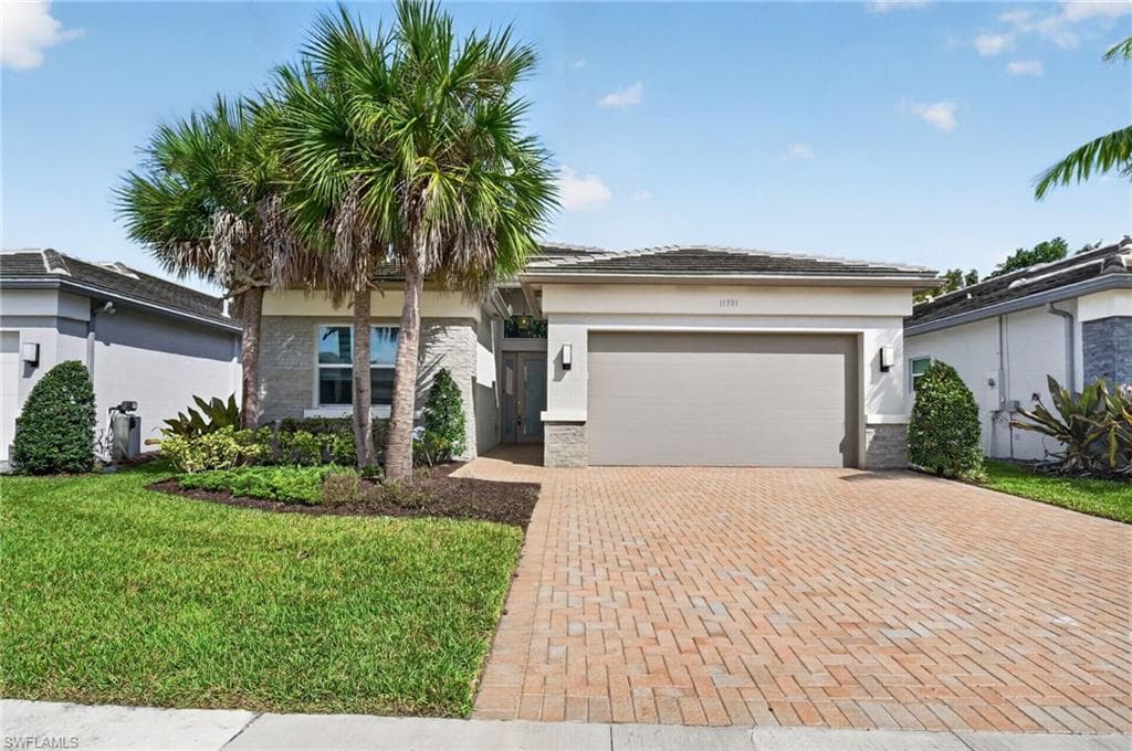 11331 Jacaranda Dr, Naples, photo 2