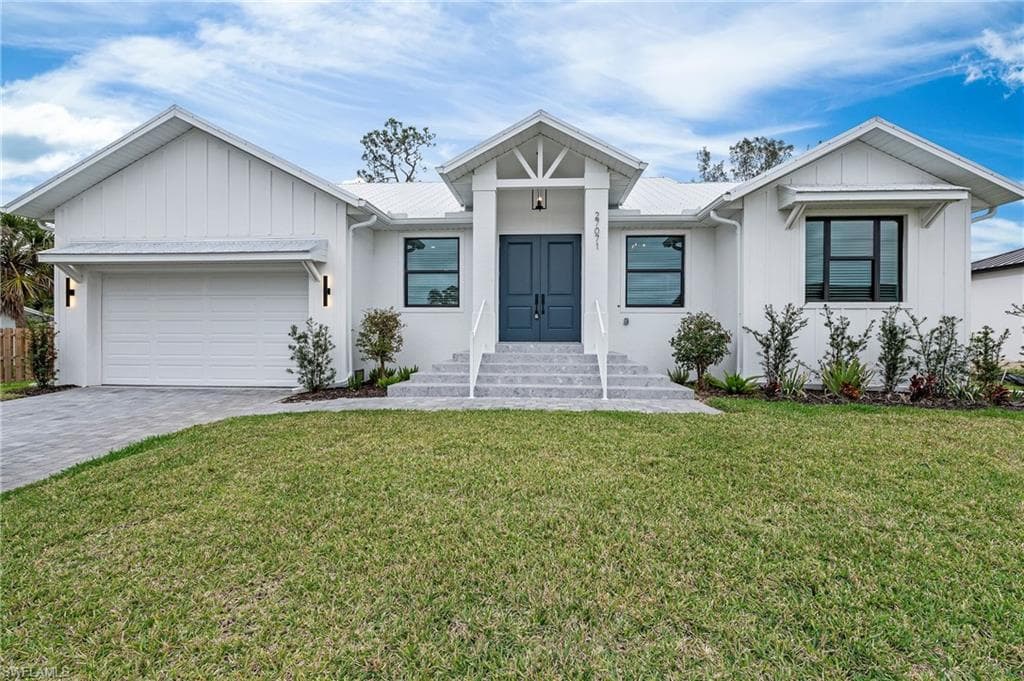 27071 Holly Ln, Bonita Springs