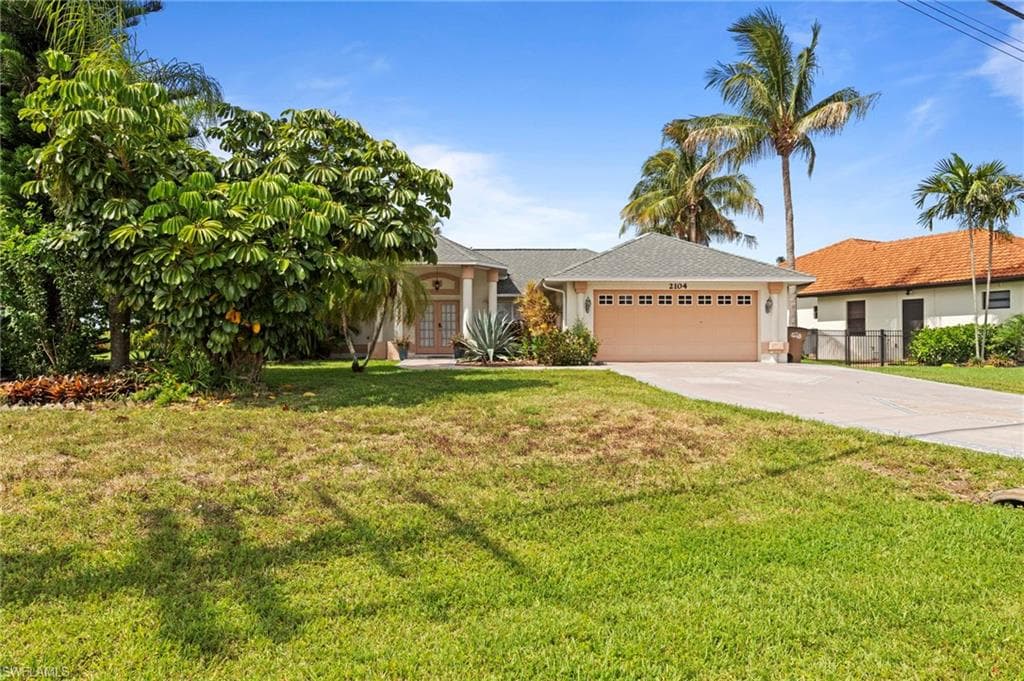 2104 38th Ter, Cape Coral