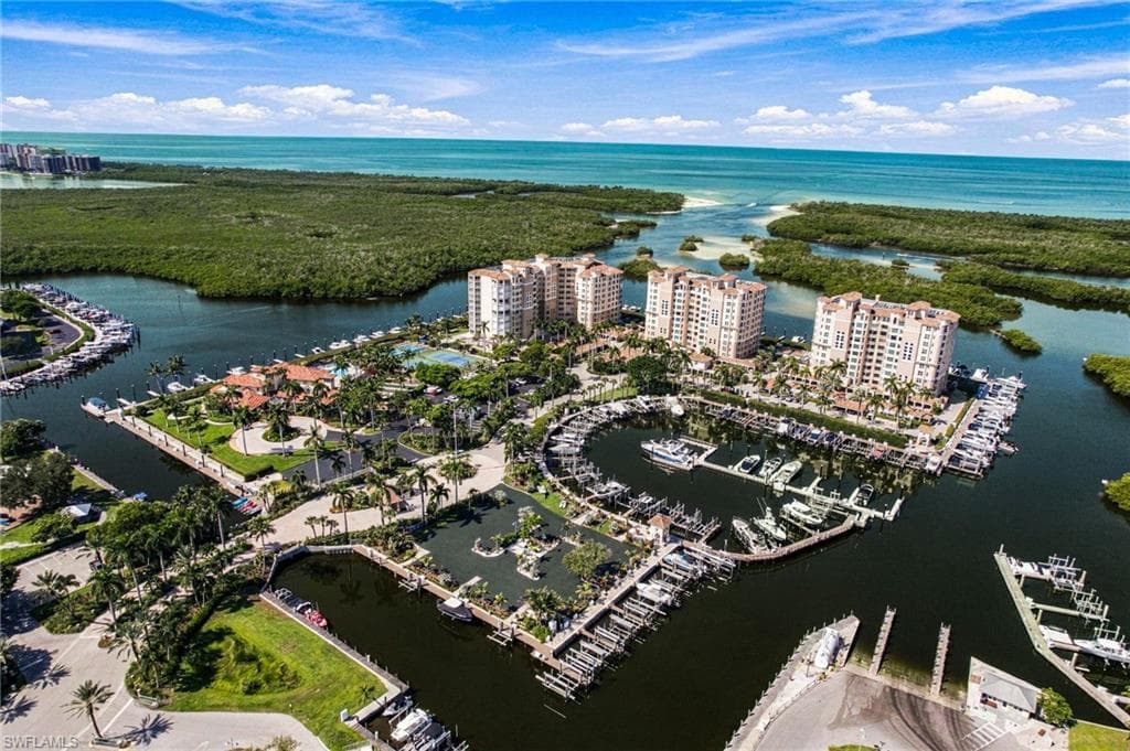 425 Dockside Dr #703, Naples, photo 3