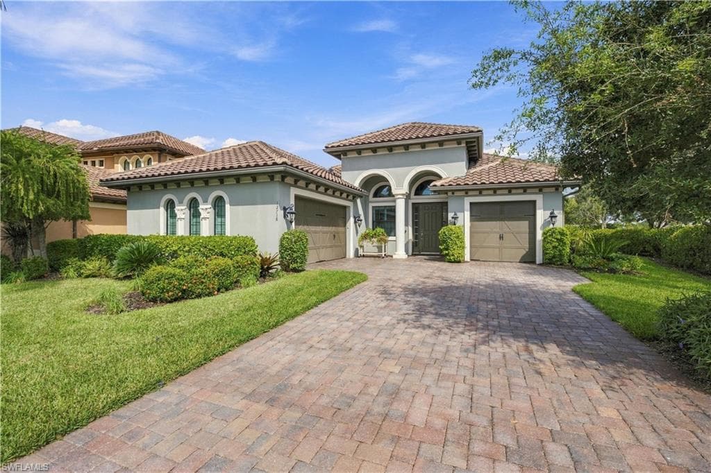 12718 Dundee Ln, Naples, photo 2