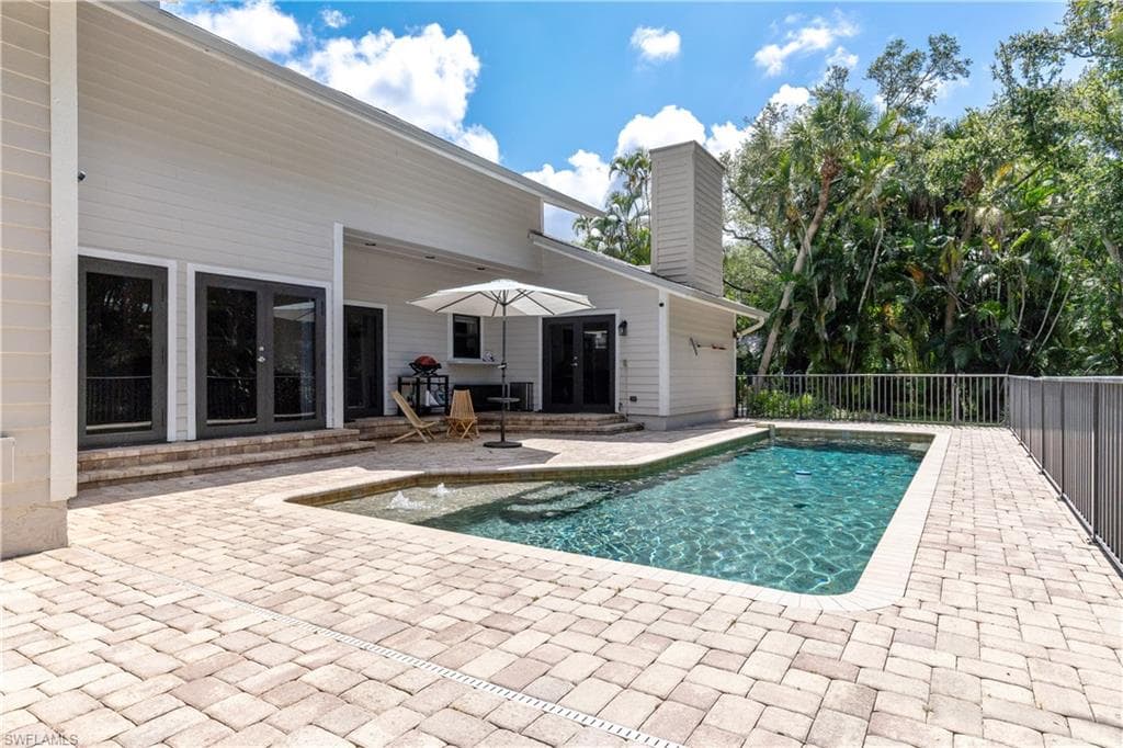 12446 Mcgregor Woods Cir, Fort Myers, photo 2