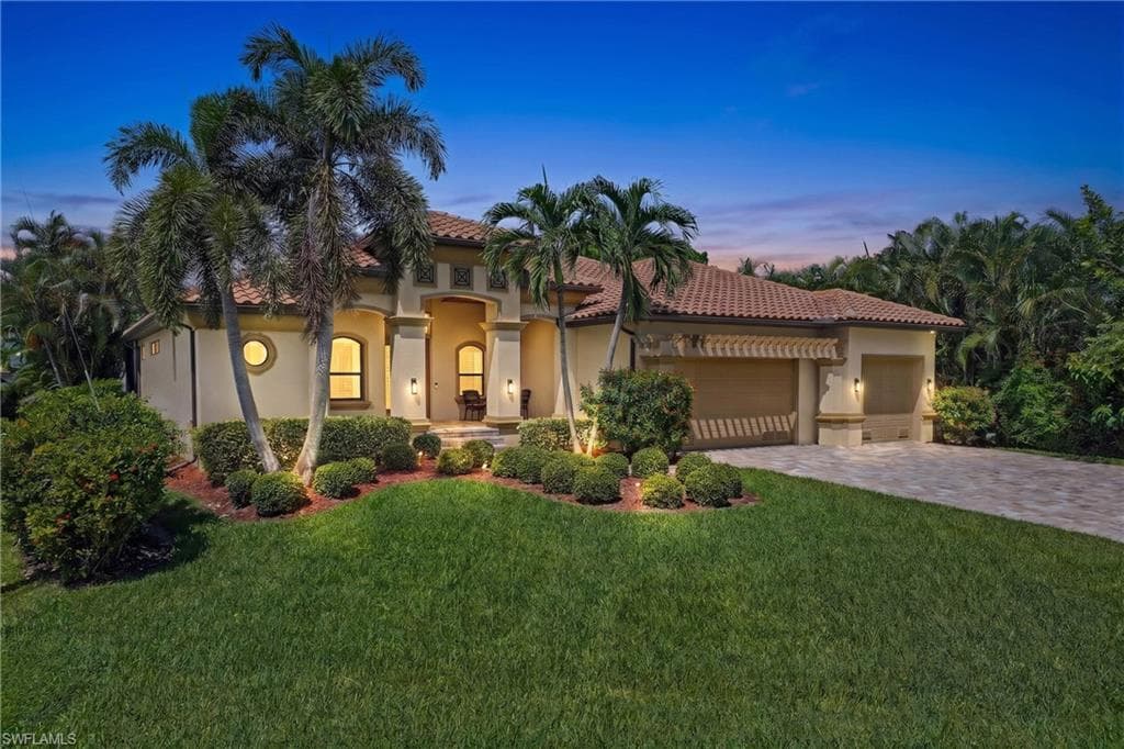 5314 Nautilus Dr, Cape Coral, photo 2