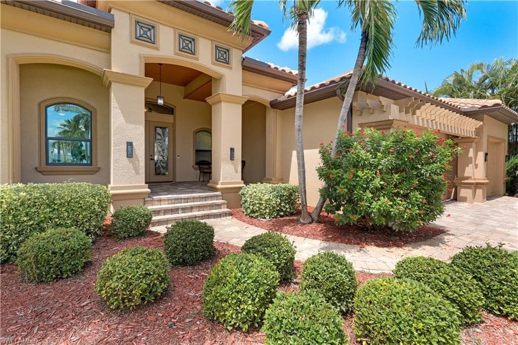 5314 Nautilus Dr, Cape Coral, photo 3