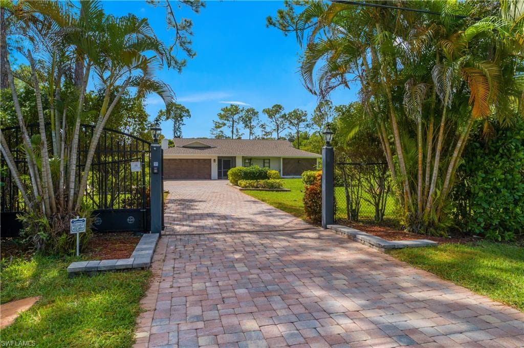 6440 Sable Ridge Ln, Naples, photo 2