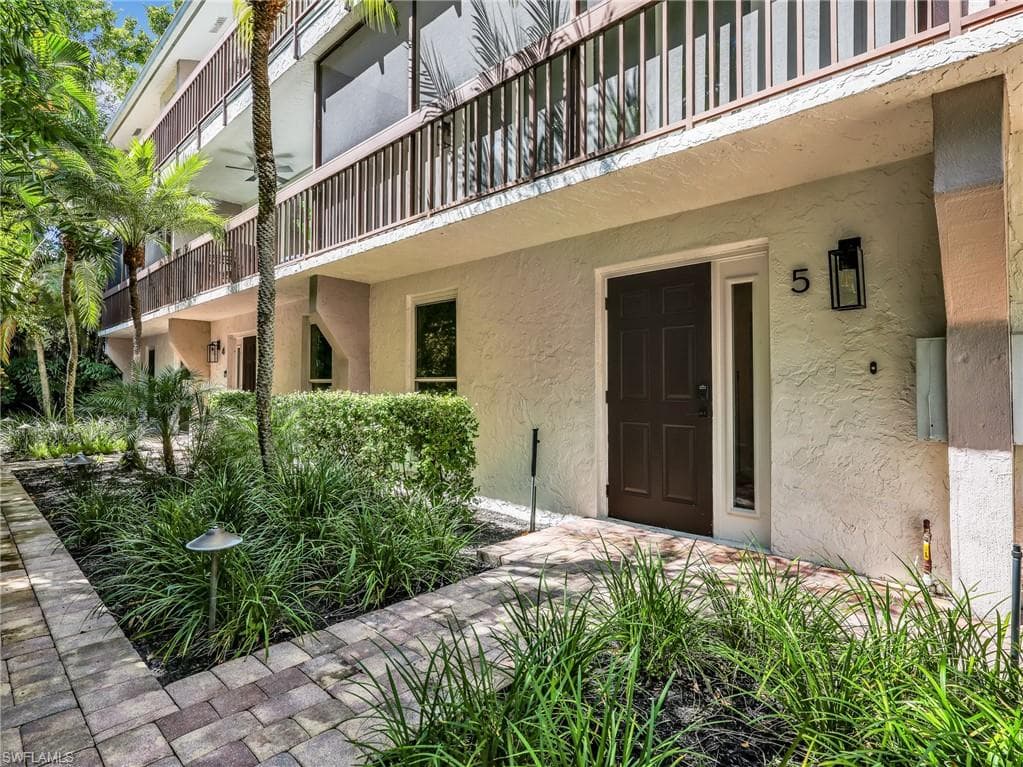 995 9th Ave #5, Naples, photo 3