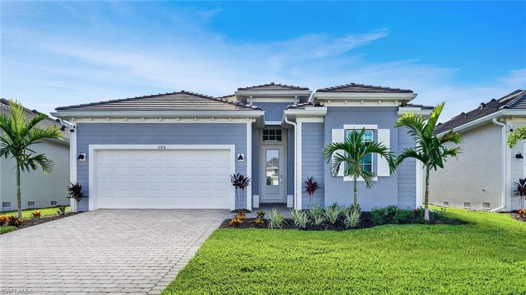 15728 Raveneli Ct, Fort Myers