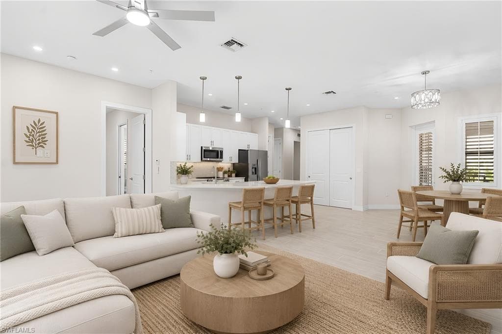 286 Indies Dr #202, Naples, photo 3