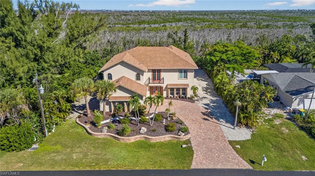 1747 Serenity Ln, Sanibel, photo 2