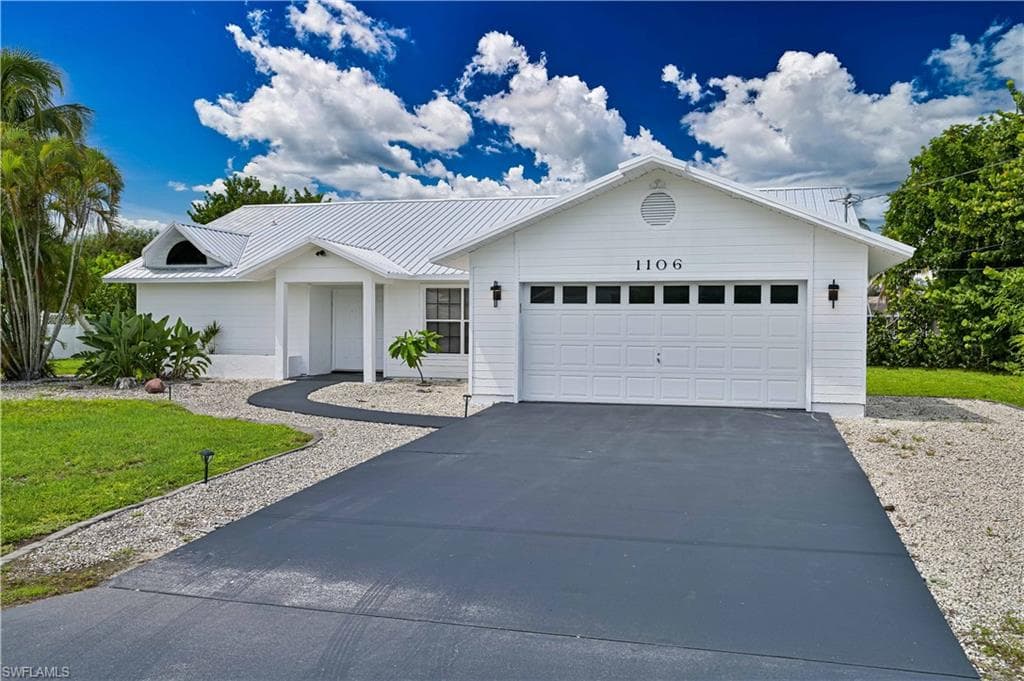 1106 23rd Pl, Cape Coral