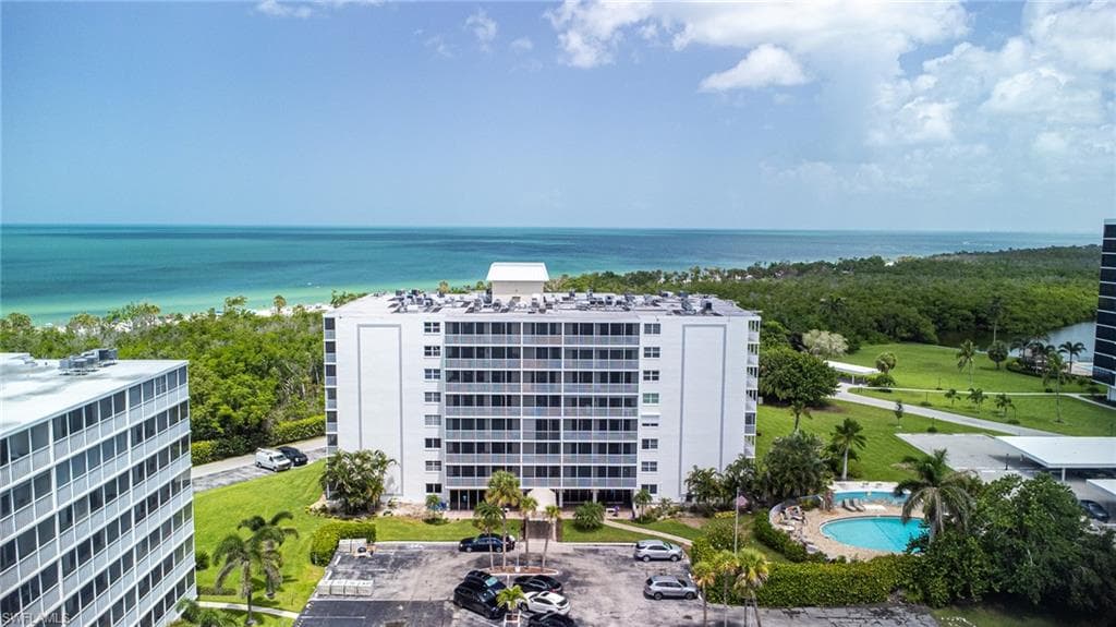 5 Bluebill Ave #105, Naples, photo 2