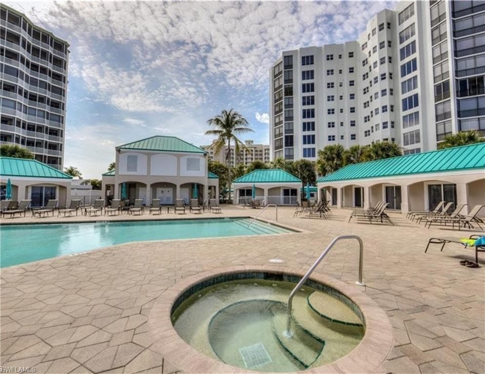 4183 Bay Beach Ln #375, Fort Myers Beach, photo 2