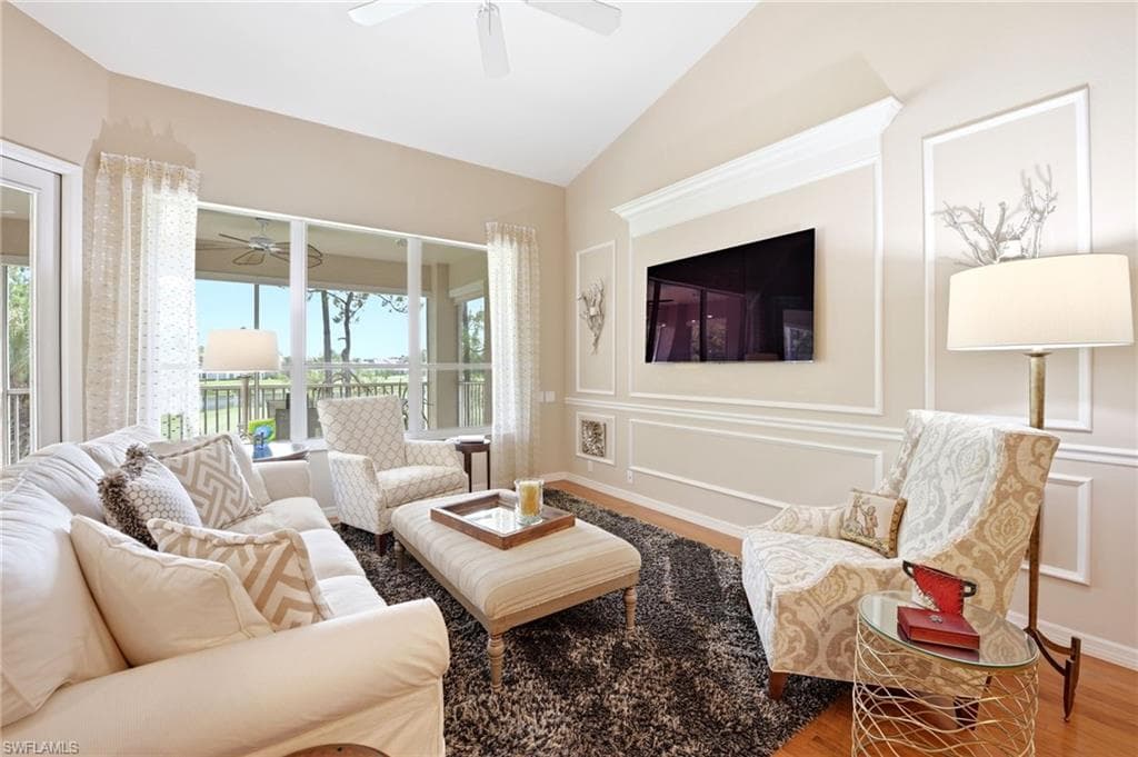 8520 Danbury Blvd #203, Naples, photo 3