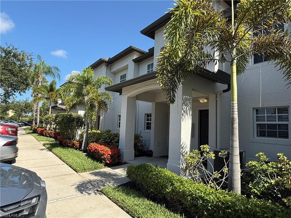 9051 Gervais Cir #1508, Naples, photo 2