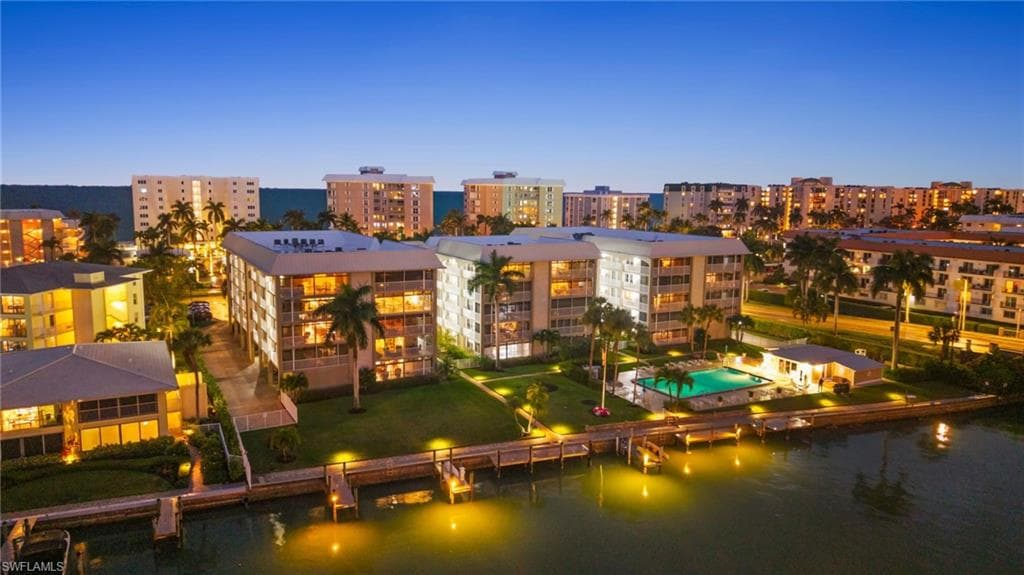 2880 Gulf Shore Blvd #410, Naples