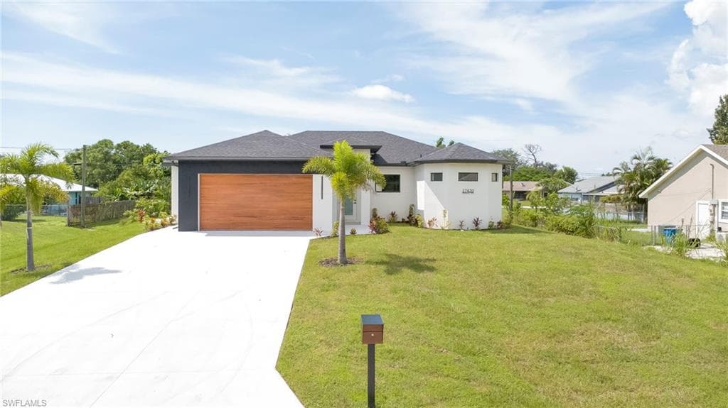 17420 Oriole Rd, Fort Myers