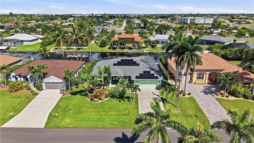 1625 43rd Ter, Cape Coral, photo 3