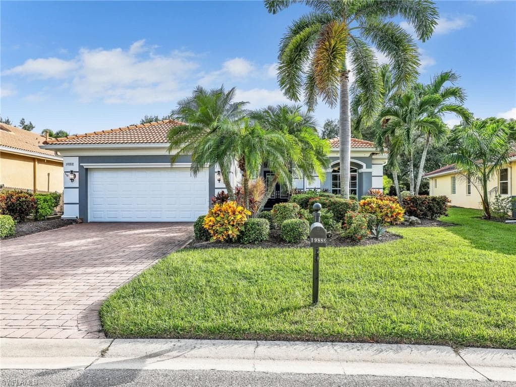 19888 Casa Verde Way, Estero, photo 2