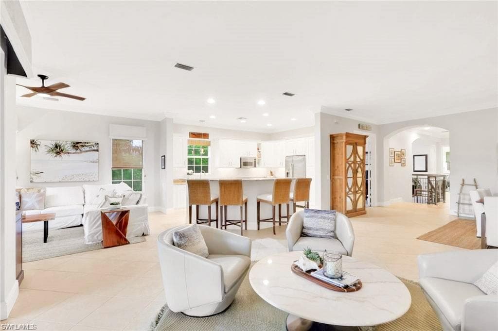 9097 Cherry Oaks Trl #202, Naples