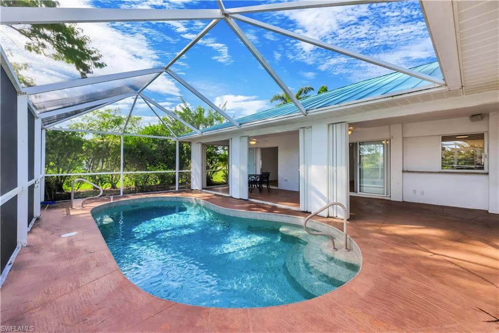 310 23rd St, Cape Coral, photo 2
