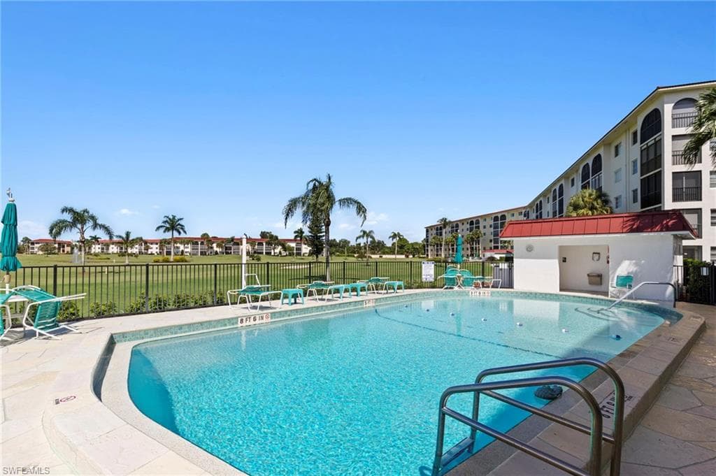 29 High Point Cir #101, Naples, photo 3