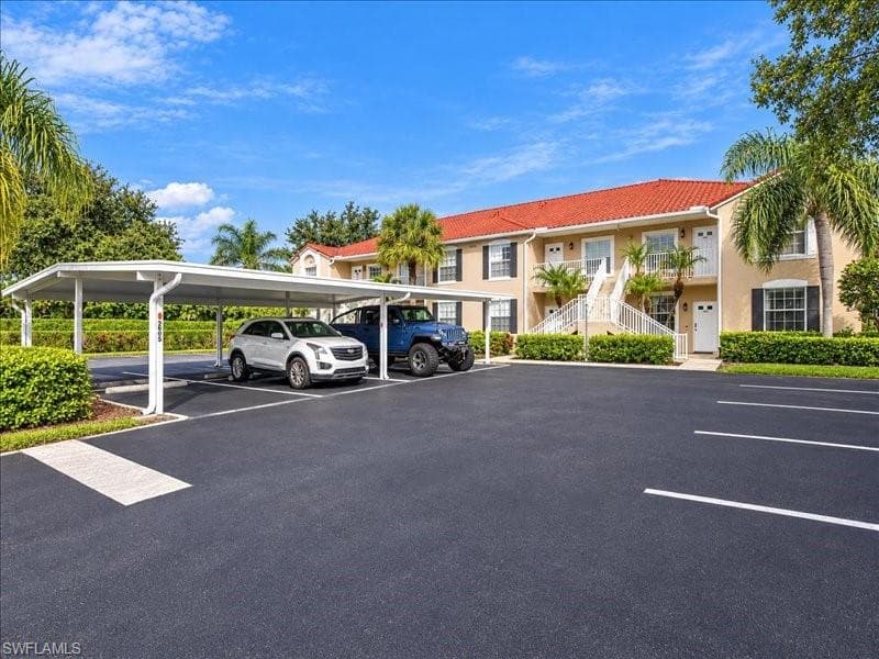 2905 Cypress Trace Cir #104, Naples, photo 2