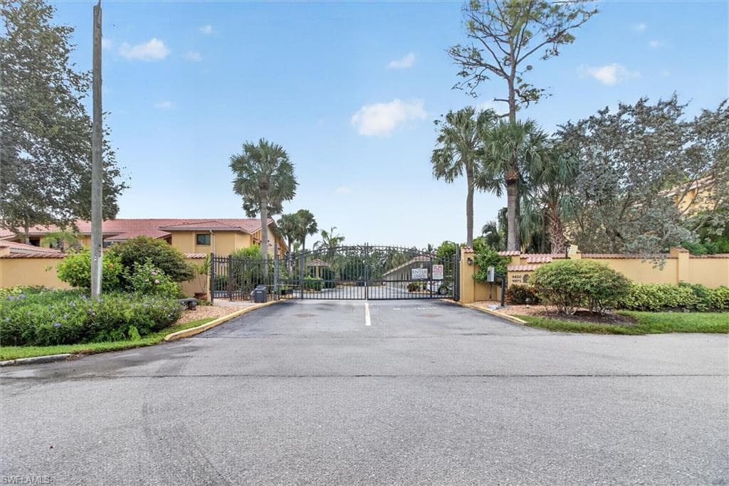 9820 Citadel Ln #202, Bonita Springs, photo 2