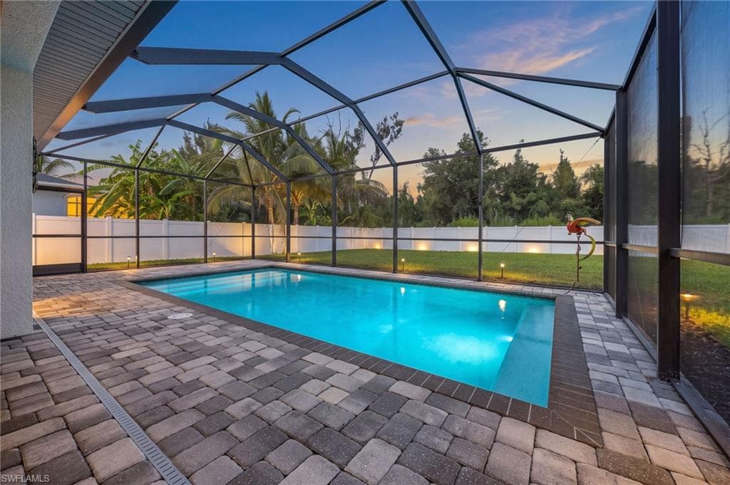 1703 12th Ter, Cape Coral, photo 2