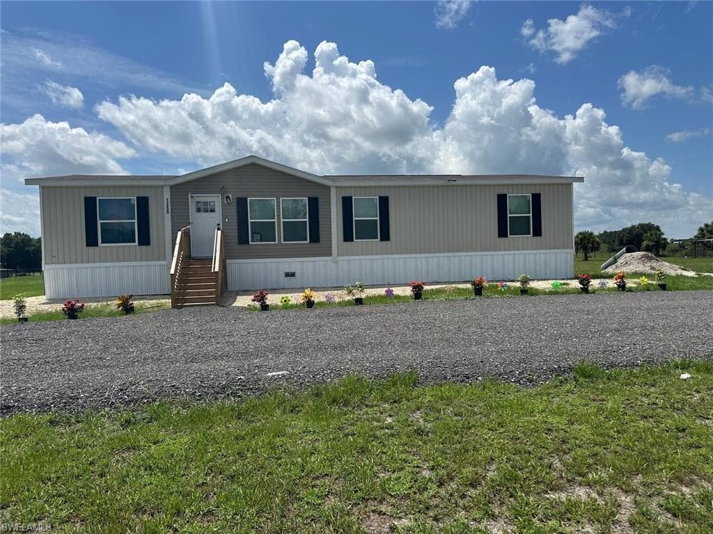 1250 Homestead Ave, Clewiston