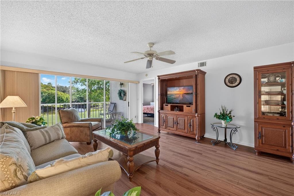 6945 Dennis Cir #203, Naples, photo 2