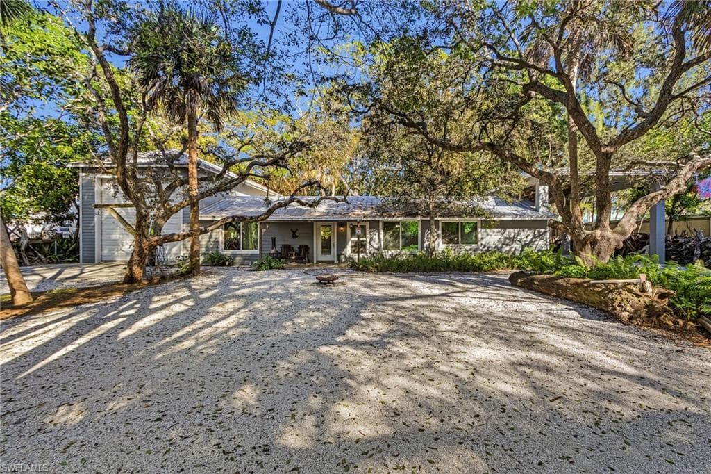 2563 Weeks Ave, Naples, photo 2
