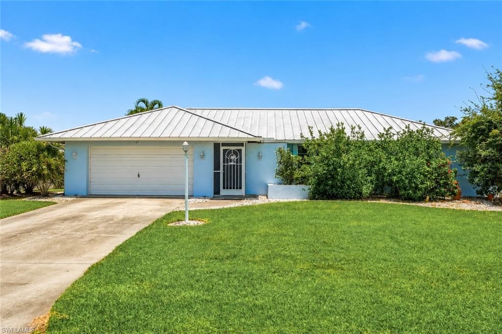 7211 Reymoor Dr, North Fort Myers, photo 2