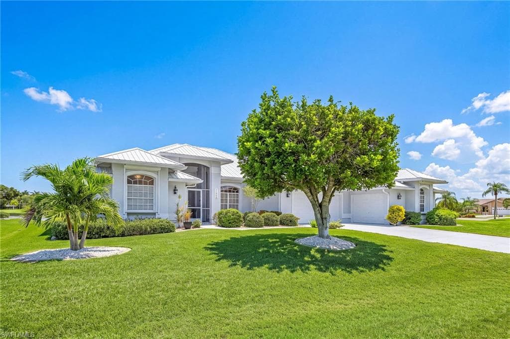 11908 Prince Charles Ct, Cape Coral, photo 3