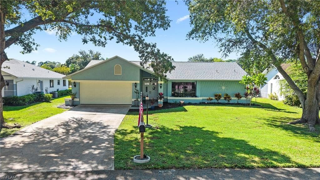 19148 Cypress View Dr, Fort Myers