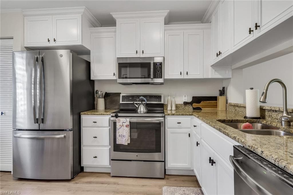 3031 Sandpiper Bay Cir #f106, Naples, photo 2