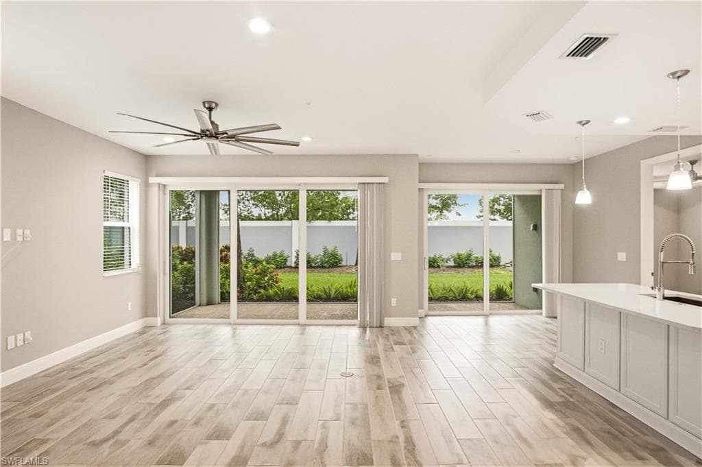 2664 Seychelles Cir #2401, Naples, photo 2