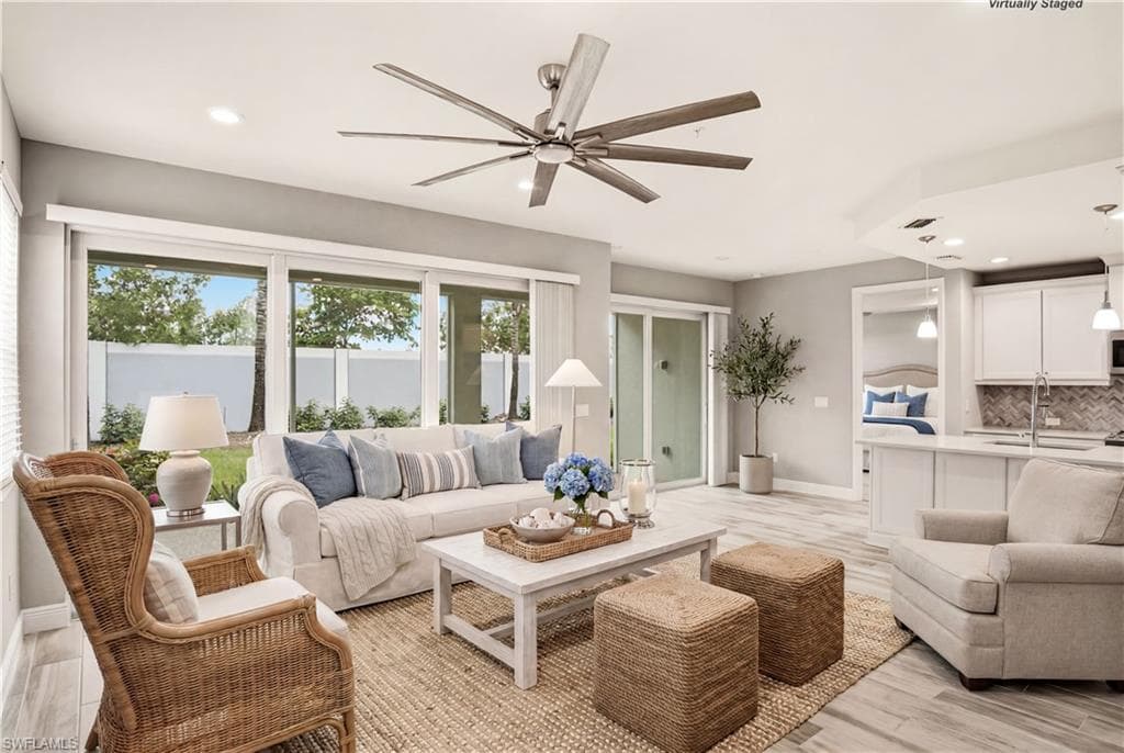 2664 Seychelles Cir #2401, Naples