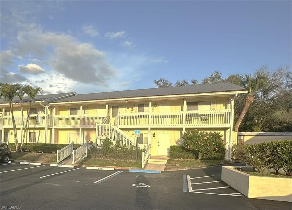 4621 Bayshore Dr #q6, Naples, photo 2