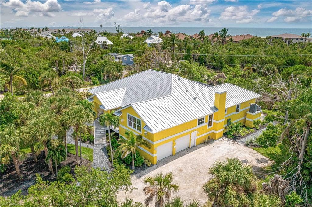 335 Cowry Ct, Sanibel, photo 3