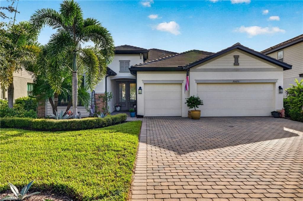 20075 Hartford Blvd, Estero