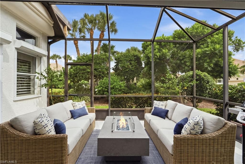 3331 Montara Dr, Bonita Springs, photo 3