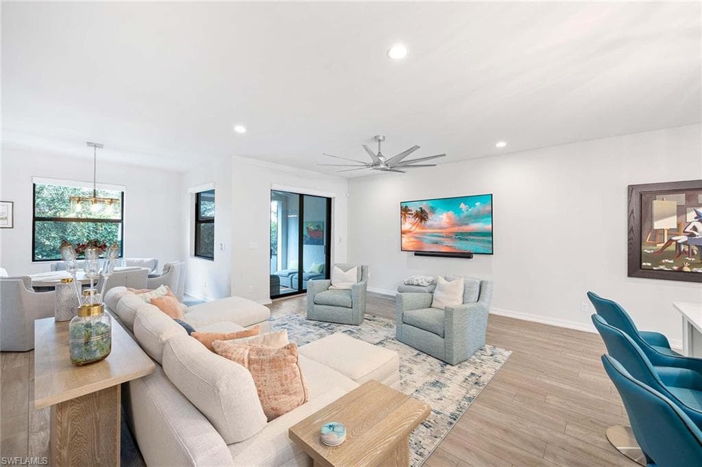 13058 Pembroke Dr, Naples, photo 3