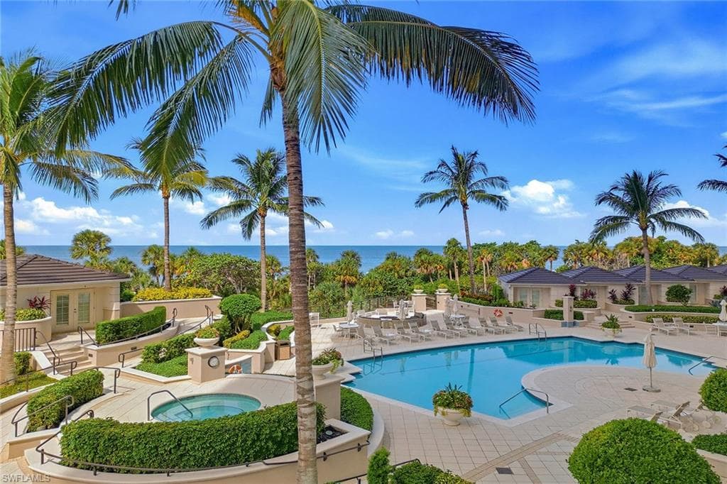 8665 Bay Colony Dr #202, Naples