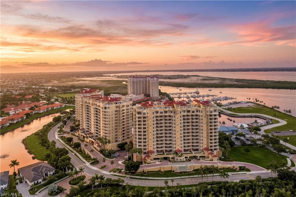 6081 Silver King Blvd #503, Cape Coral