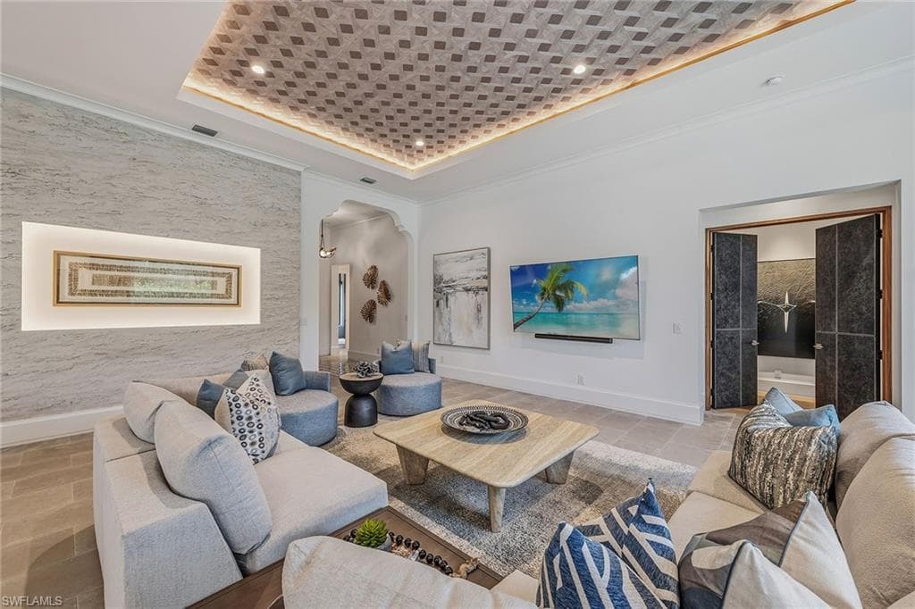 2243 Residence Cir, Naples, photo 2