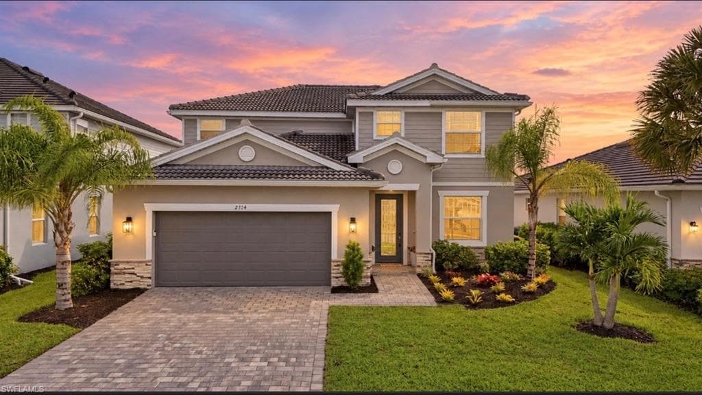 2114 Hamlin St, Naples, photo 2